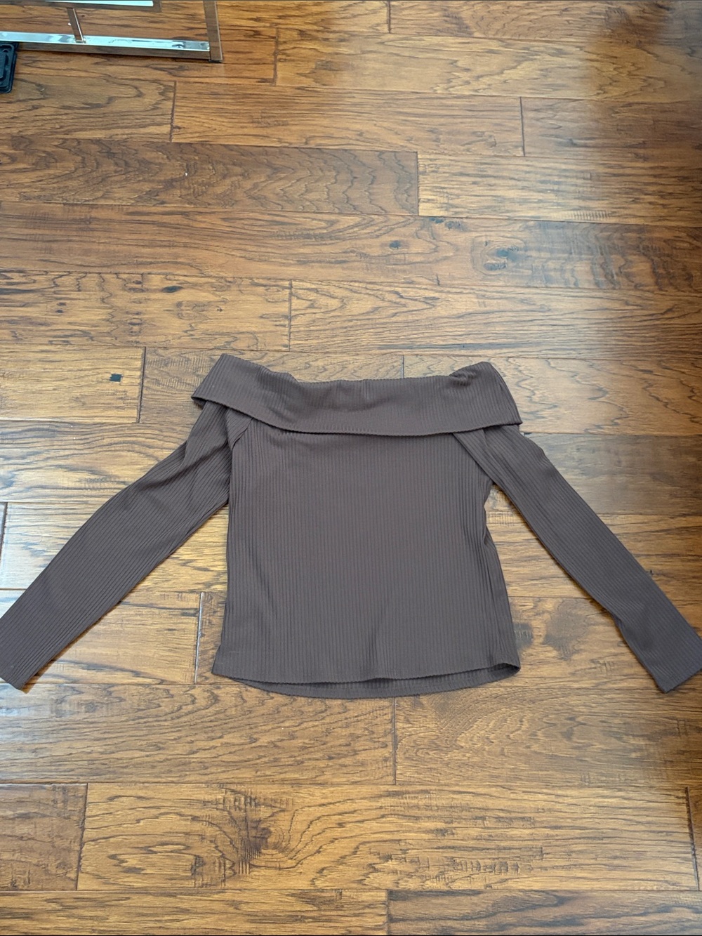 Buckle Off-Shoulder Ribbed Long-Sleeve Top - Brown